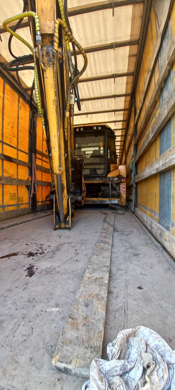 Экскаватор погрузчик из Краснодара в Черноморское